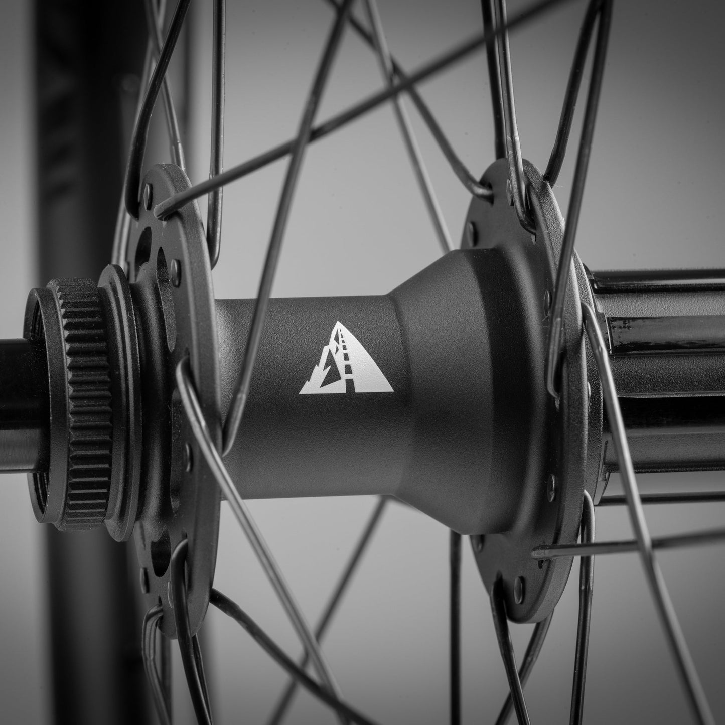 輪組/ GMR 22 碳纖 無內胎 碟煞 礫石輪組- 650b
